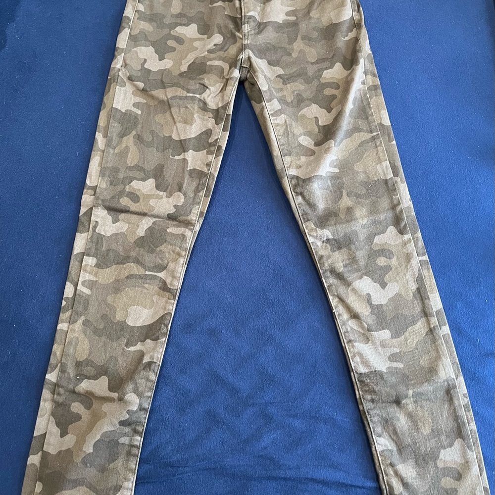 Levi's Women's Skinny Jeans - Camouflage